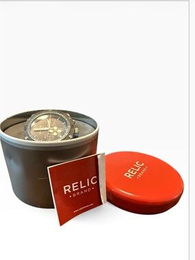 Relic by Fossil Men’s Stainless Steel Chronograph Watch w/ Box